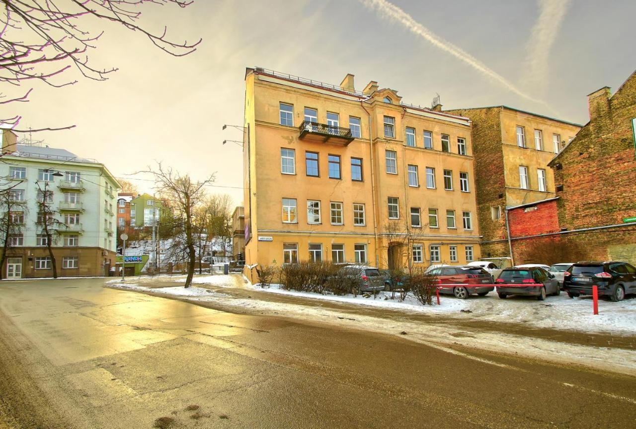 Romantic City Center Apartment In Old Town Vilnius Exterior photo